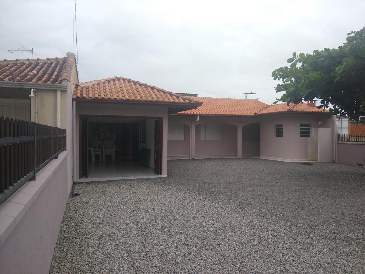 Vila Casa Ampla A 50Metros Do Mar Balneario Barra do Sul Exteriér fotografie